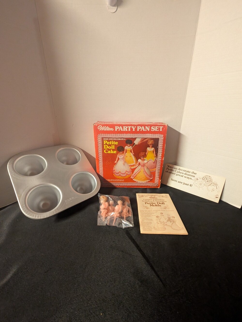 New Vintage Wilton Party Pan Set 1977 Petite Doll Barbie Clone Cake Bake Kit